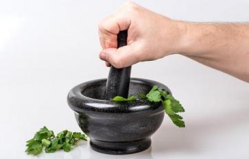 7 Benefits Of Growing Your Own Herbal Medicine