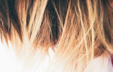 4 Natural Ways to Dye Your Hair (Or Not)