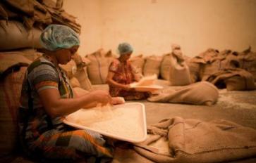 5 Big Reasons to Buy Fair Trade Products