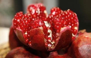 Pomegranates: 3 Ways