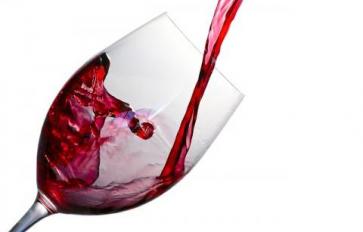 Five Reasons to Drink Red Wine