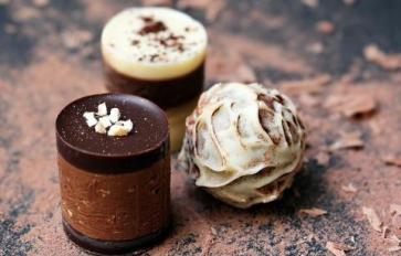 BEAUTY FROM THE KITCHENS: CHOCOLATE, YUM!