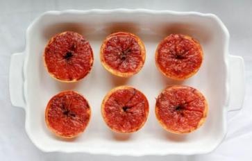 Spiced Broiled Grapefruit For Winter Recovery & Refreshment