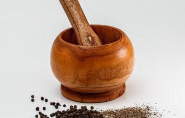 Cooking With Spices 101: How To Grind Whole Spices