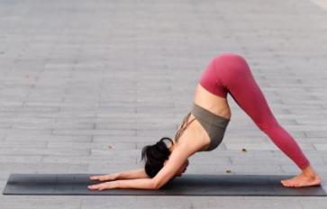 Yoga Inversions: The Upside To Upside Down Poses