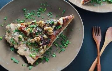 Meatless Monday: Mushroom Pizza With Radicchio & Walnuts