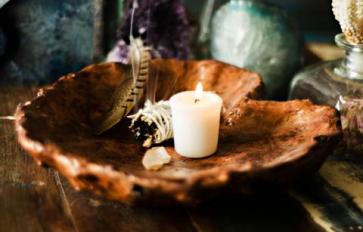 How To Make An Altar: Bring The Sacred Into Everyday